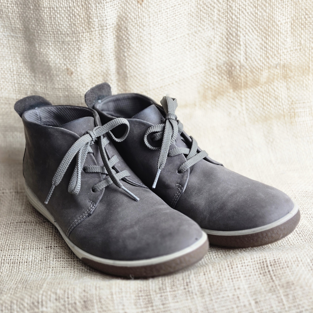 Ecco Chase II Hydromax Gray Women's Casual Ankle Boots Size 9